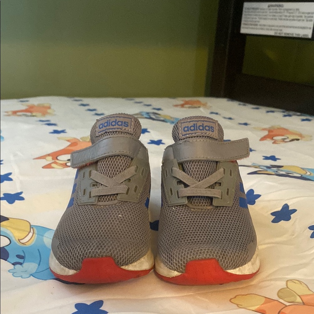 adidas Gray and Red Sneakers with Sleek Design and Breathable Fabric
